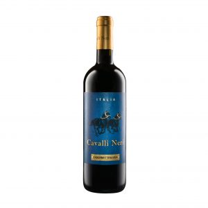 Красное сухое итальянское вино Кабарне